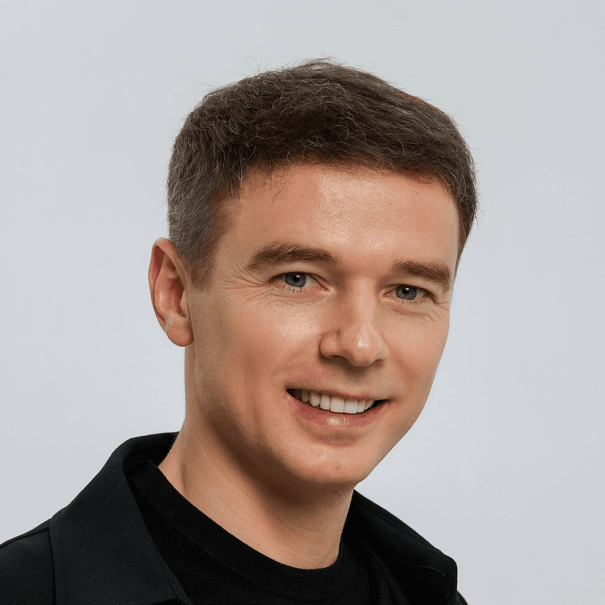 Владимир Якуба — Бизнес-тренер по продажам и HR, автор «Продажи X10»